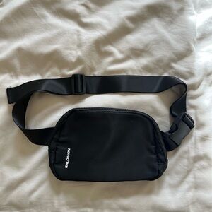 Salomon Black Belt Bag